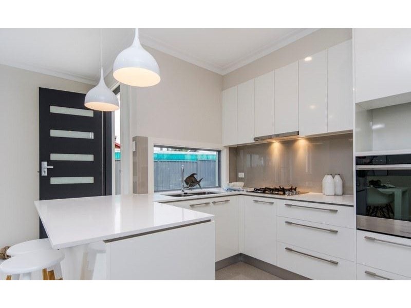 2/56 Fenton Avenue, Christies Beach SA 5165