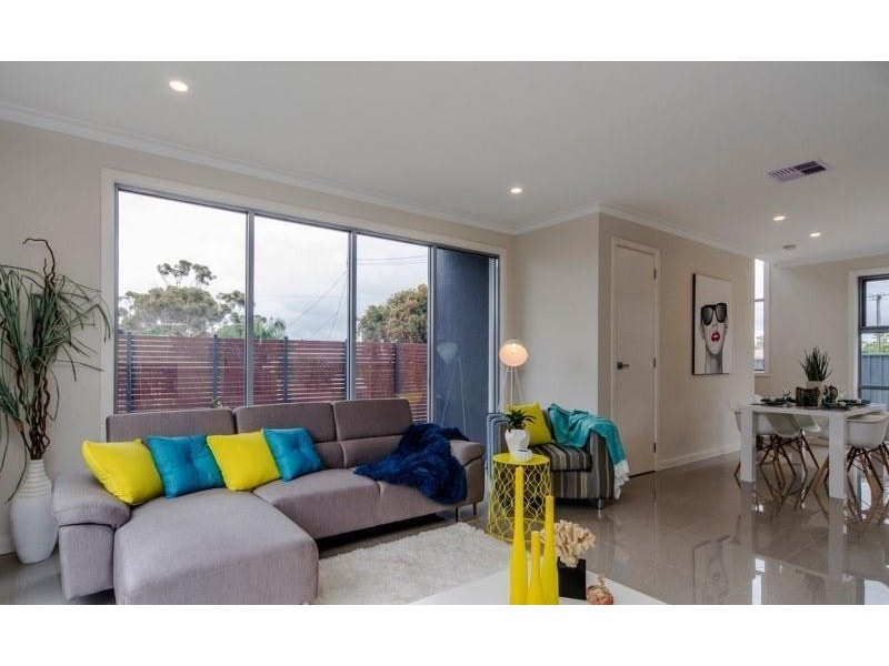 2/56 Fenton Avenue, Christies Beach SA 5165