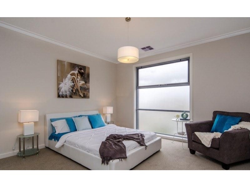 2/56 Fenton Avenue, Christies Beach SA 5165