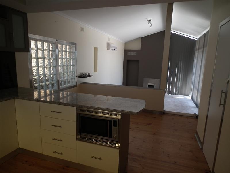 6 Twilight Drive, Happy Valley SA 5159