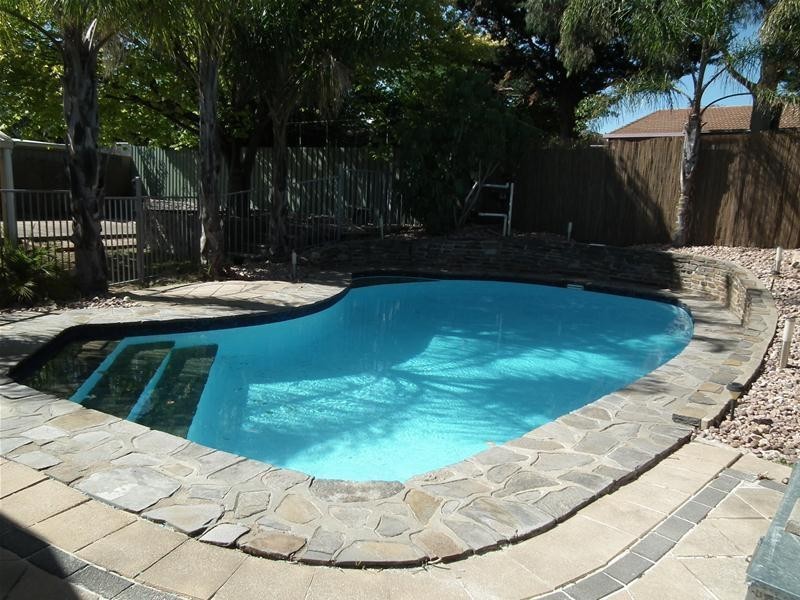 6 Twilight Drive, Happy Valley SA 5159