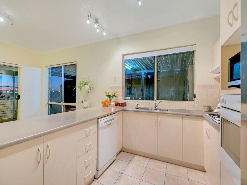 9 Middle Gully Avenue, Sheidow Park SA 5158