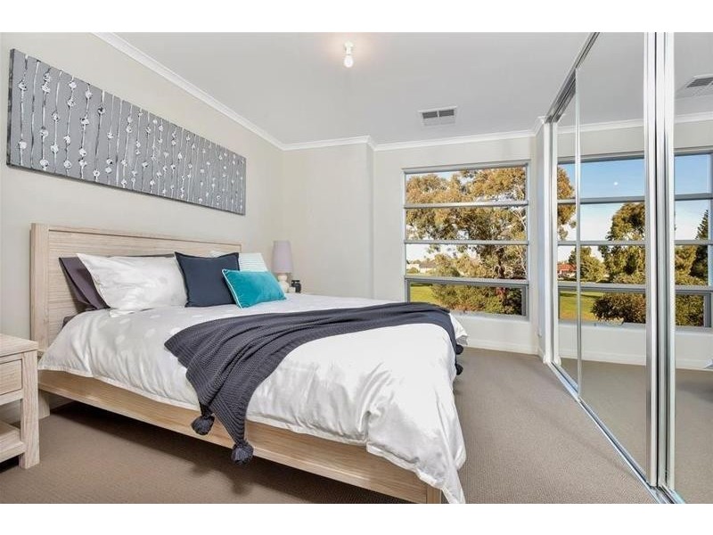 1/18 Grazing Avenue, Morphett Vale SA 5162