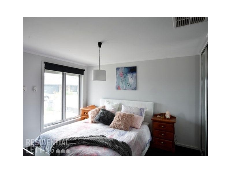 33 Adel Circuit, Huntfield Heights SA 5163