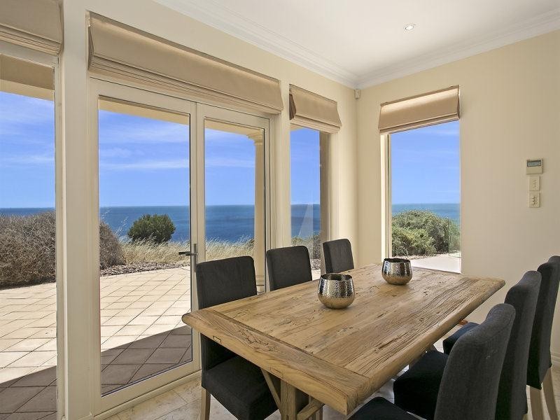 14 Balboa Drive, Hallett Cove SA 5158