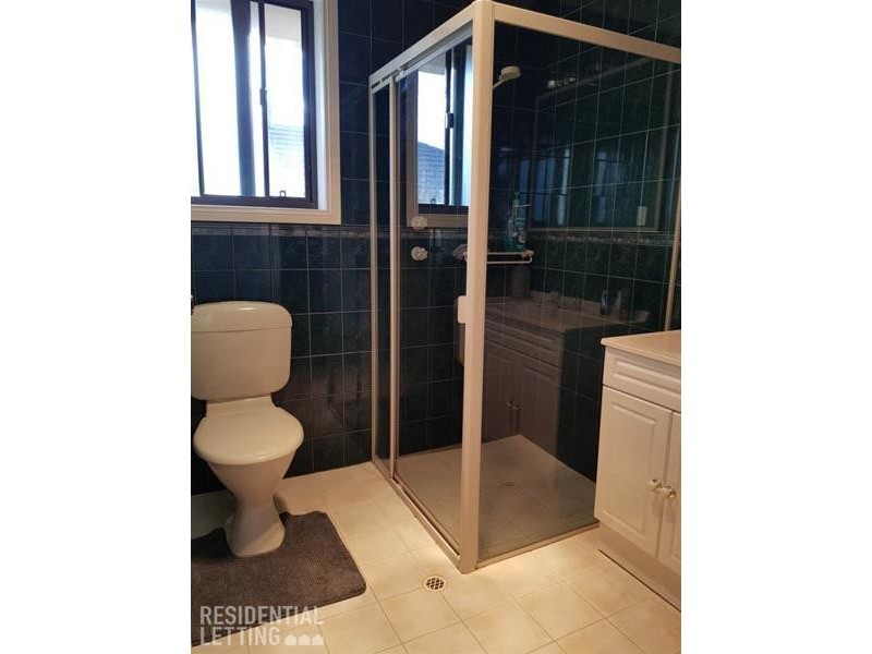 32 Rogana Crescent, Hallett Cove SA 5158