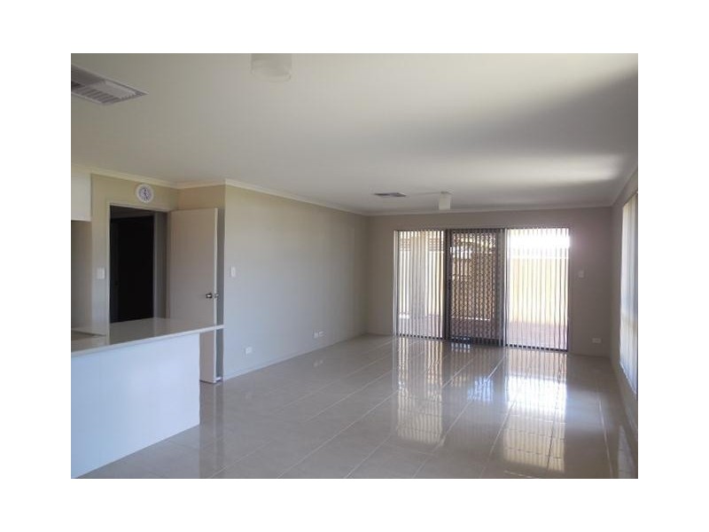 65 Prow Drive, Seaford Meadows SA 5169