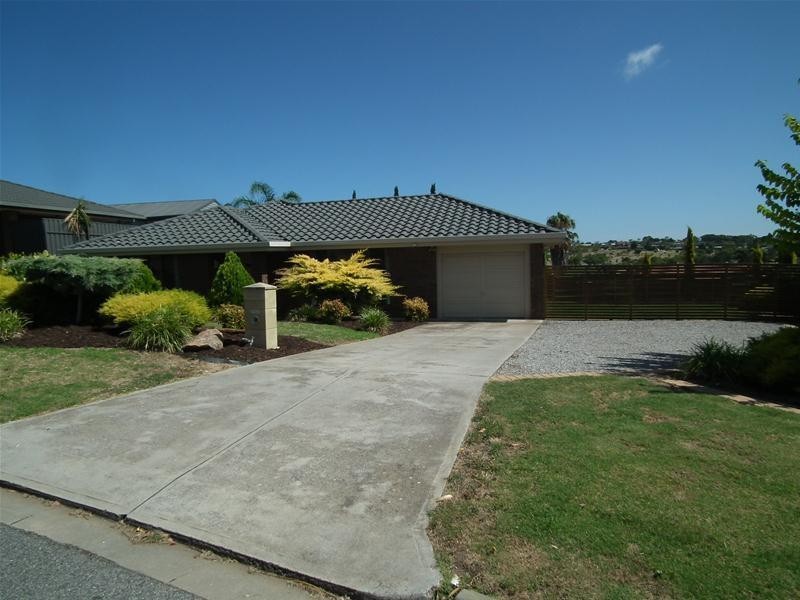 19 Caswell Drive, Hallett Cove SA 5158