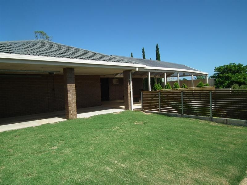 19 Caswell Drive, Hallett Cove SA 5158