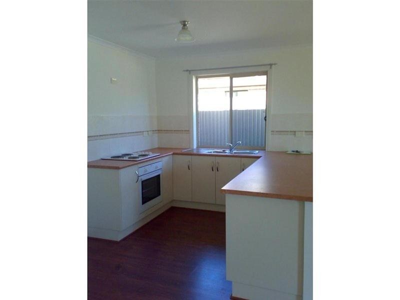 43 Gordon Street, Aldinga Beach SA 5173