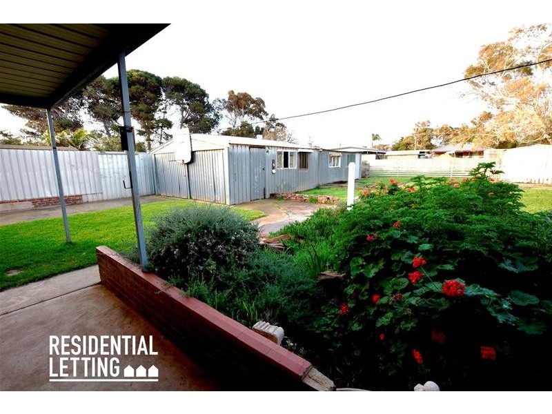 11 Whinnerah Avenue, Aldinga Beach SA 5173