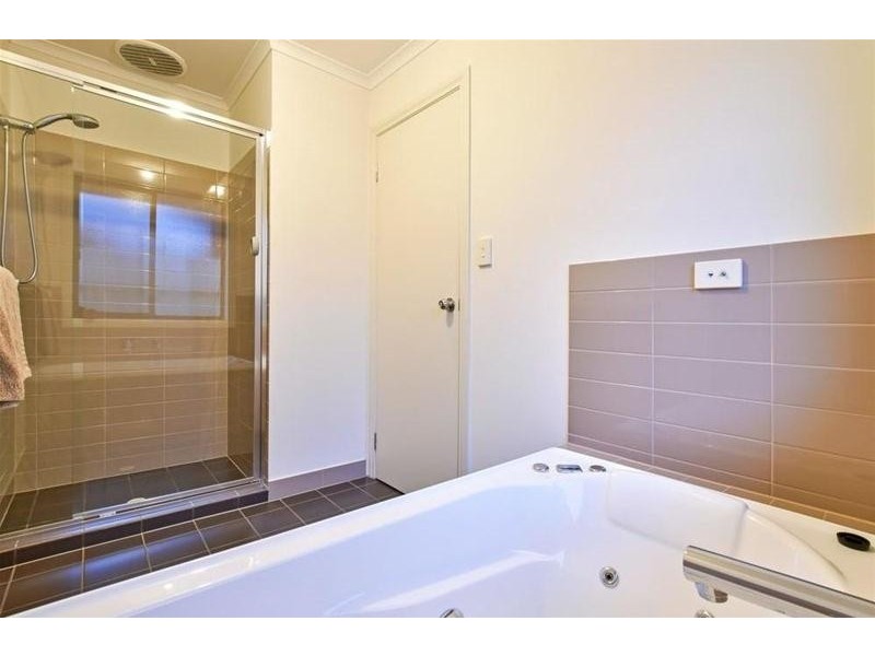 5 Kakadu Drive, Morphett Vale SA 5162