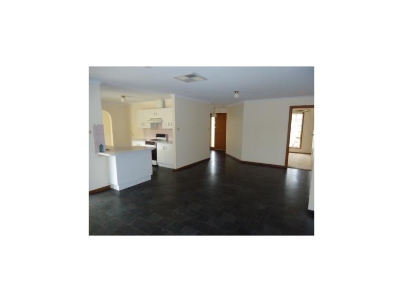 45 Vennachar Drive, Hallett Cove SA 5158