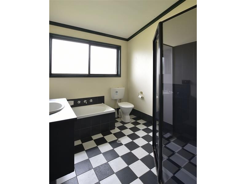 31 Arabian Drive, Woodcroft SA 5162