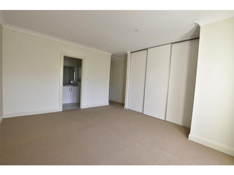 32B Kingston Avenue, Seacombe Gardens SA 5047