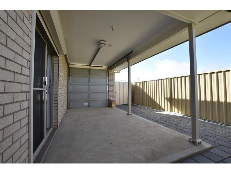 20 Erie Drive, Seaford Meadows SA 5169