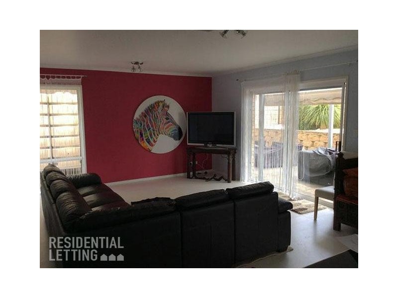 15 Freebairn Drive, Hallett Cove SA 5158