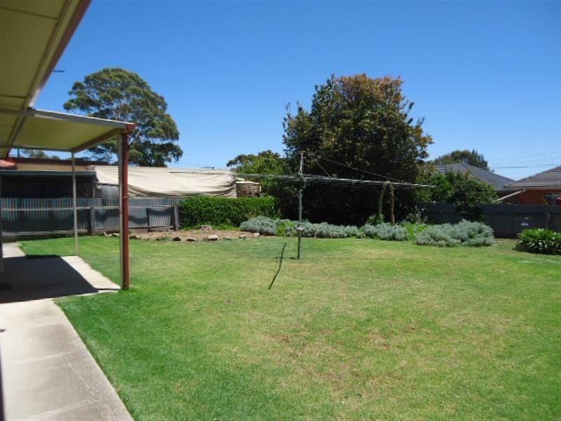 5 Stewart Avenue, Hackham SA 5163