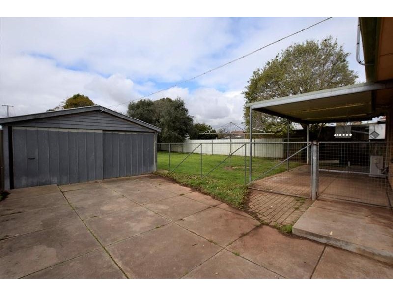 5 Jacaranda Grove, Oaklands Park SA 5046