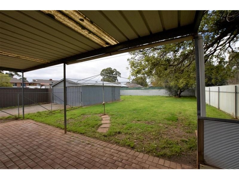 5 Jacaranda Grove, Oaklands Park SA 5046