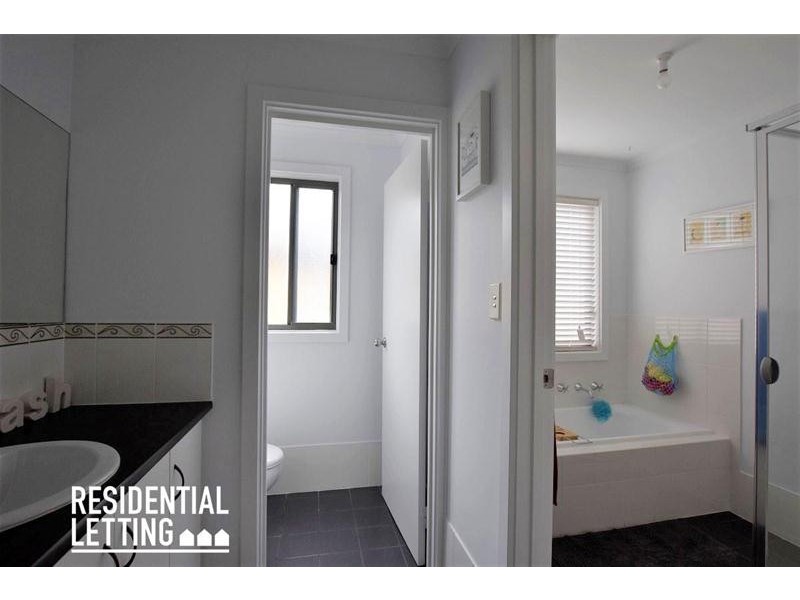 5 Scrub Avenue, Aldinga Beach SA 5173