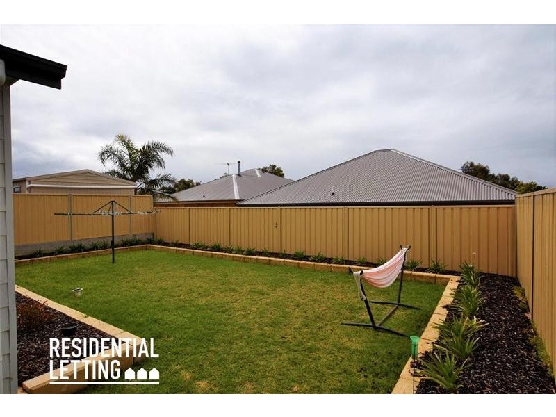 5 Scrub Avenue, Aldinga Beach SA 5173