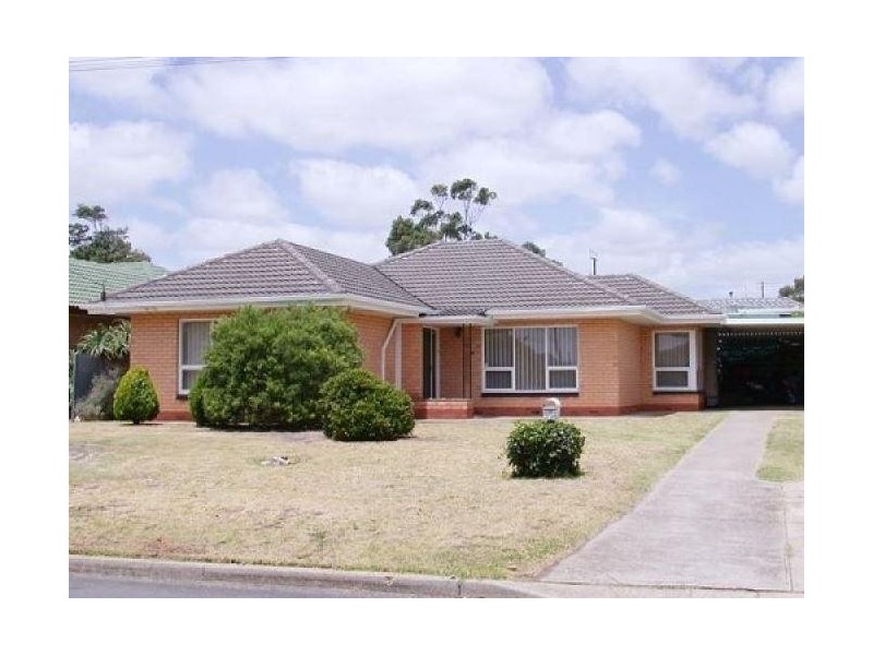 12 Graham Avenue, Hackham SA 5163