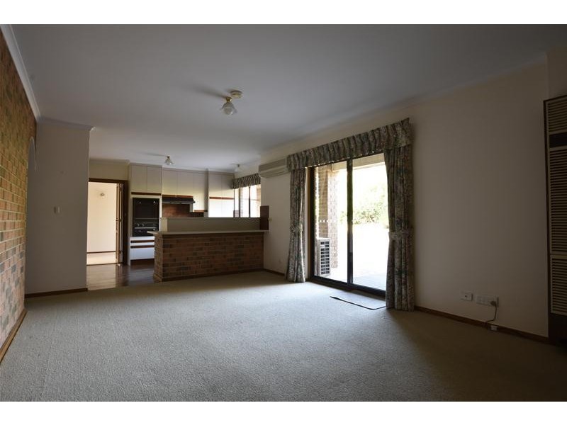 12 Fireball Avenue, Hallett Cove SA 5158