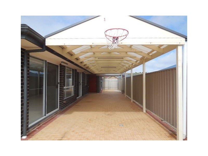 61 Esperance Boulevard, Seaford Rise SA 5169