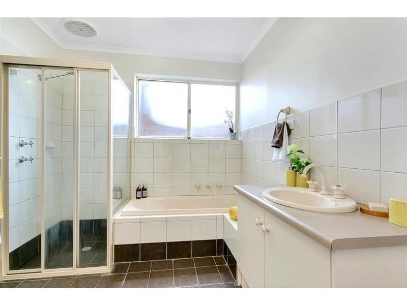 4A Beeches Close, Hallett Cove SA 5158