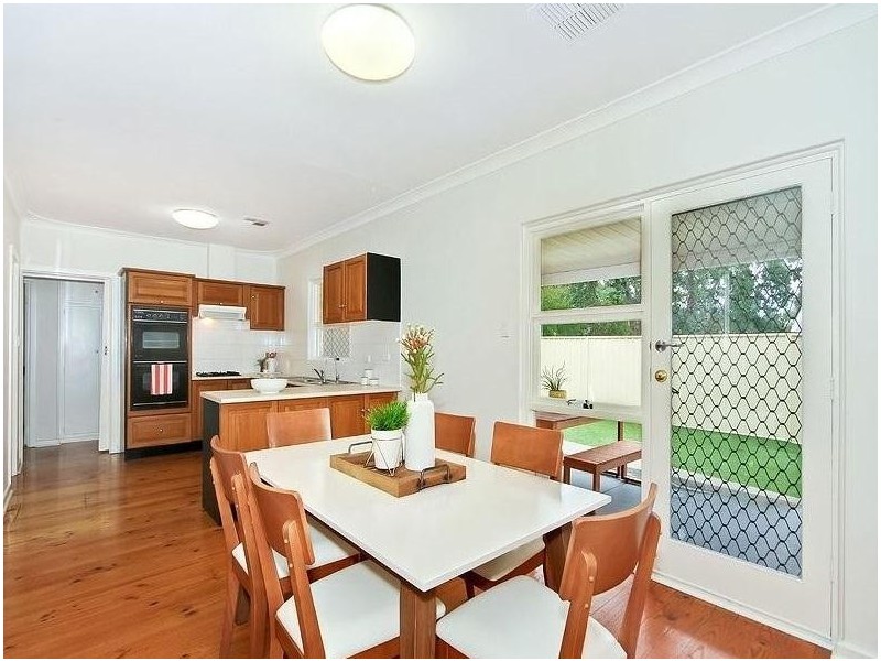 2 Klar Avenue, Darlington SA 5047