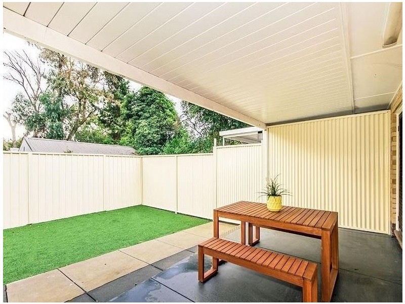 2 Klar Avenue, Darlington SA 5047