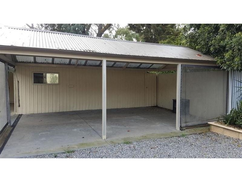 2 Klar Avenue, Darlington SA 5047