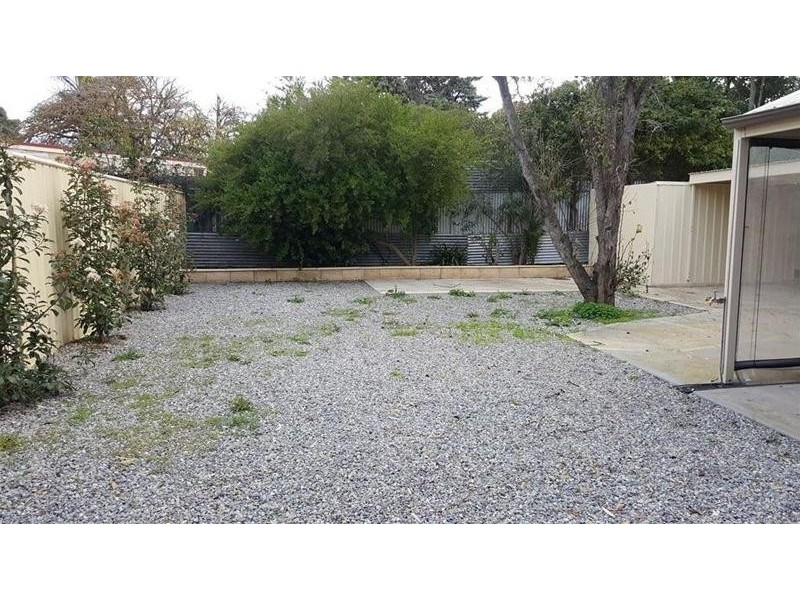 2 Klar Avenue, Darlington SA 5047