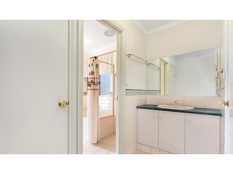 12 Gillian Close, Noarlunga Downs SA 5168