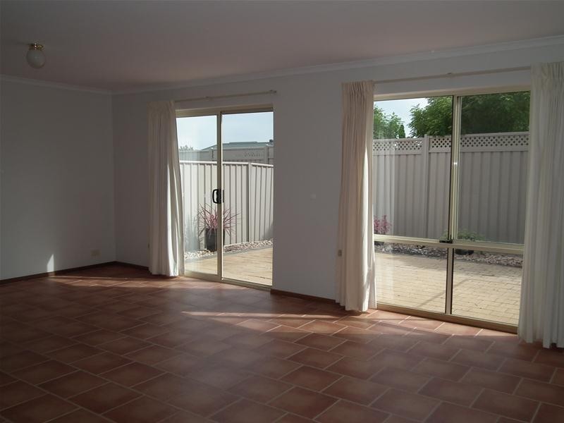 15/1 Island Way, Seaford SA 5169