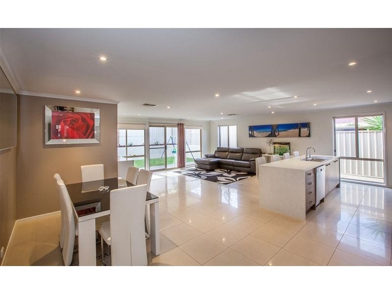 35 Sylvan Circuit, Noarlunga Downs SA 5168