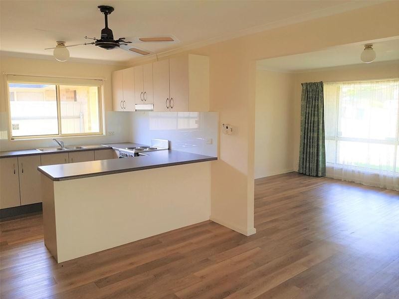 215 O’Sullivan Beach Road, Morphett Vale SA 5162