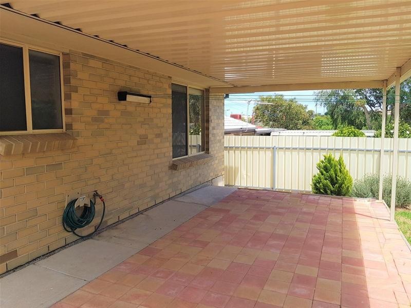 215 O’Sullivan Beach Road, Morphett Vale SA 5162
