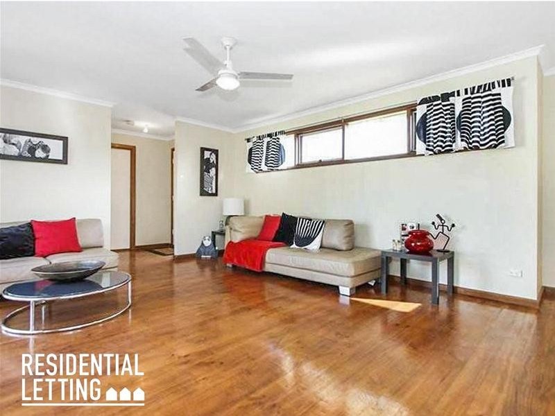 6 Simeon Crescent, Morphett Vale SA 5162