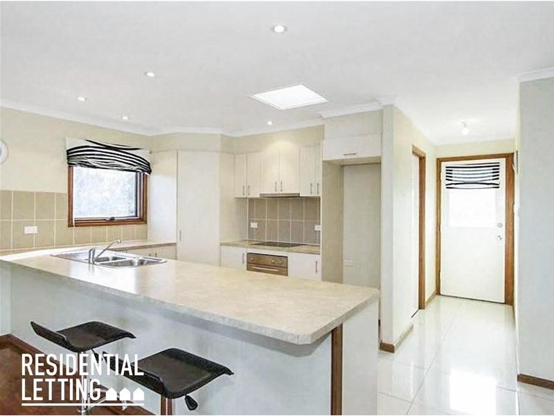 6 Simeon Crescent, Morphett Vale SA 5162