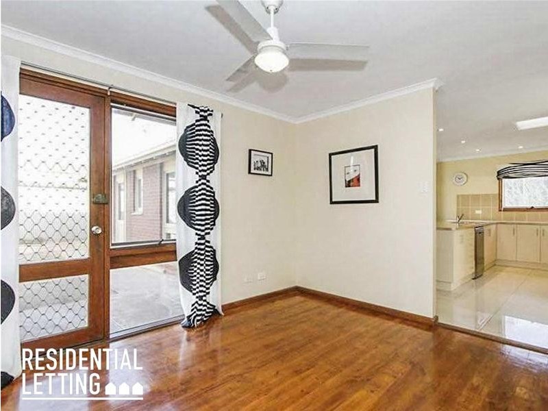 6 Simeon Crescent, Morphett Vale SA 5162