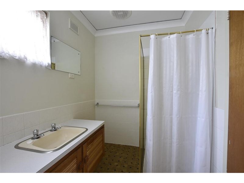 11 Braes Close, Happy Valley SA 5159