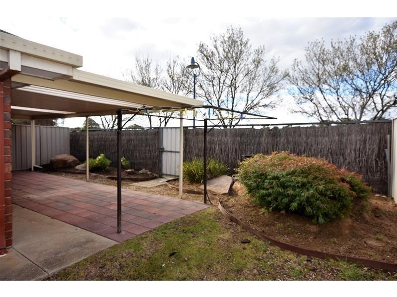 16 Avocet Street, Seaford Rise SA 5169