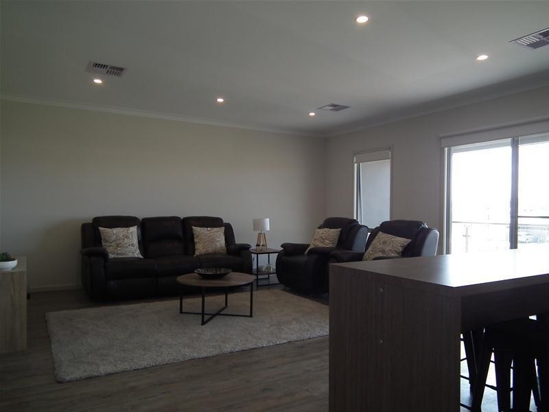 6 Ivory Lane, Seaford Meadows SA 5169