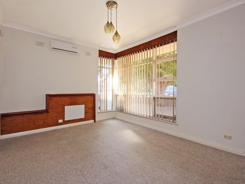 5 Kentwood Road, Morphett Vale SA 5162