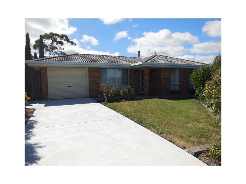 46 Hendrix Crescent, Woodcroft SA 5162