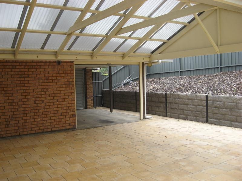 46 Hendrix Crescent, Woodcroft SA 5162