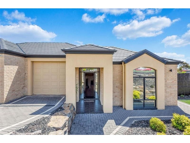 35 Coulter Street, Flagstaff Hill SA 5159