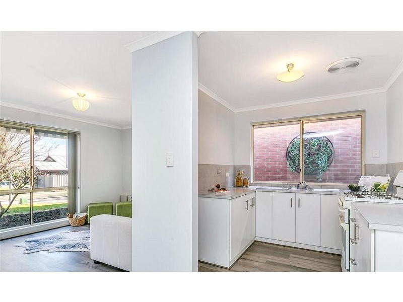 31 Whitestone Crescent, Seaford Rise SA 5169